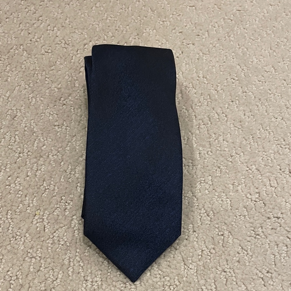 1670 Elegant Midnight Blue Men's Tie CB